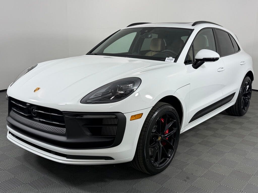 2026 Porsche Macan GTS AWD