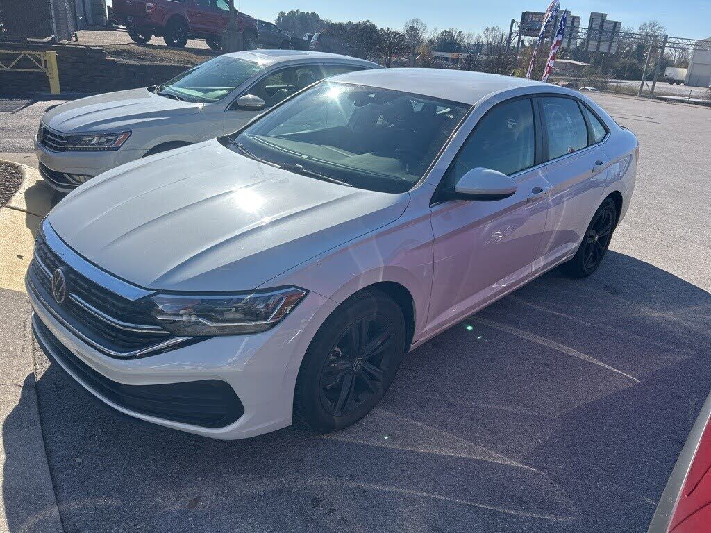 2024 Volkswagen Jetta SE FWD