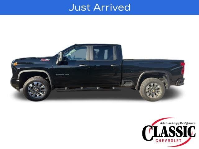 2025 Chevrolet Silverado 2500HD Custom Crew Cab 4WD