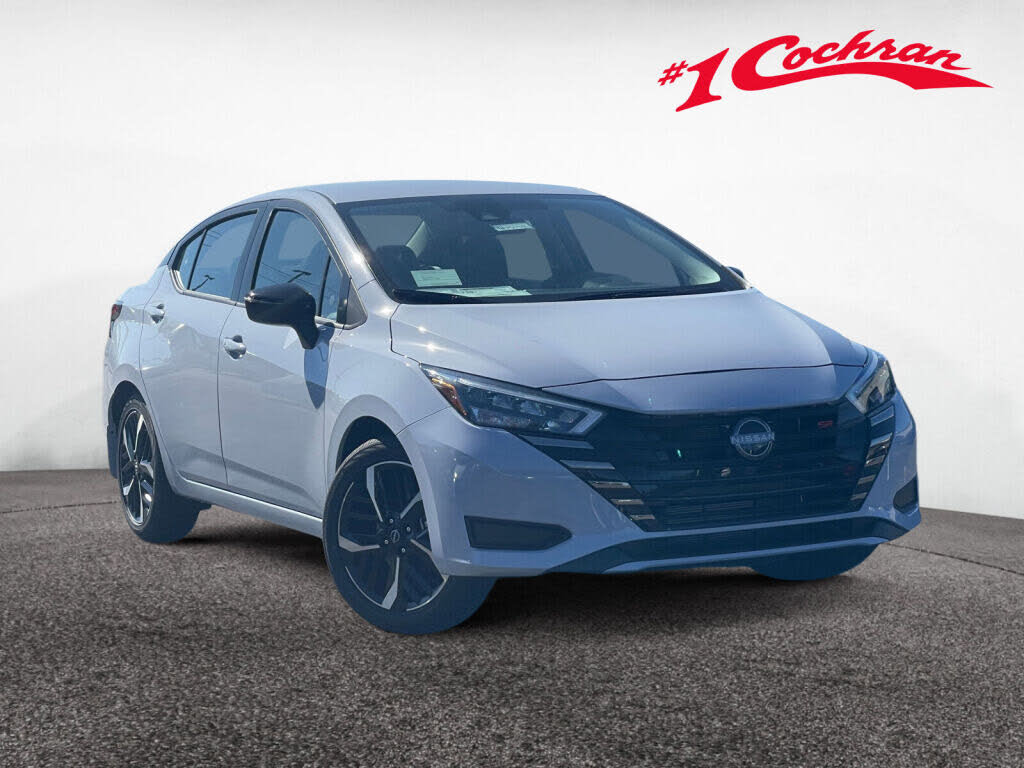 2025 Nissan Versa SR FWD