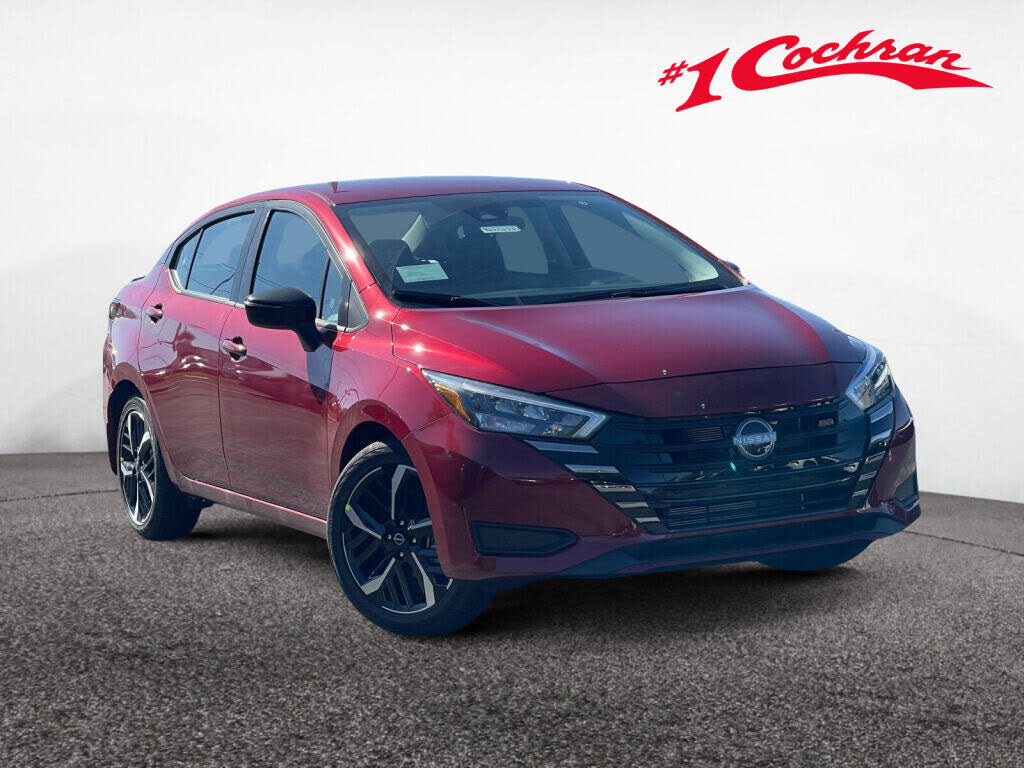 2025 Nissan Versa SR FWD