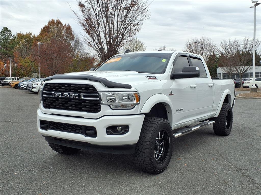 2022 RAM 2500 Big Horn Crew Cab 4WD