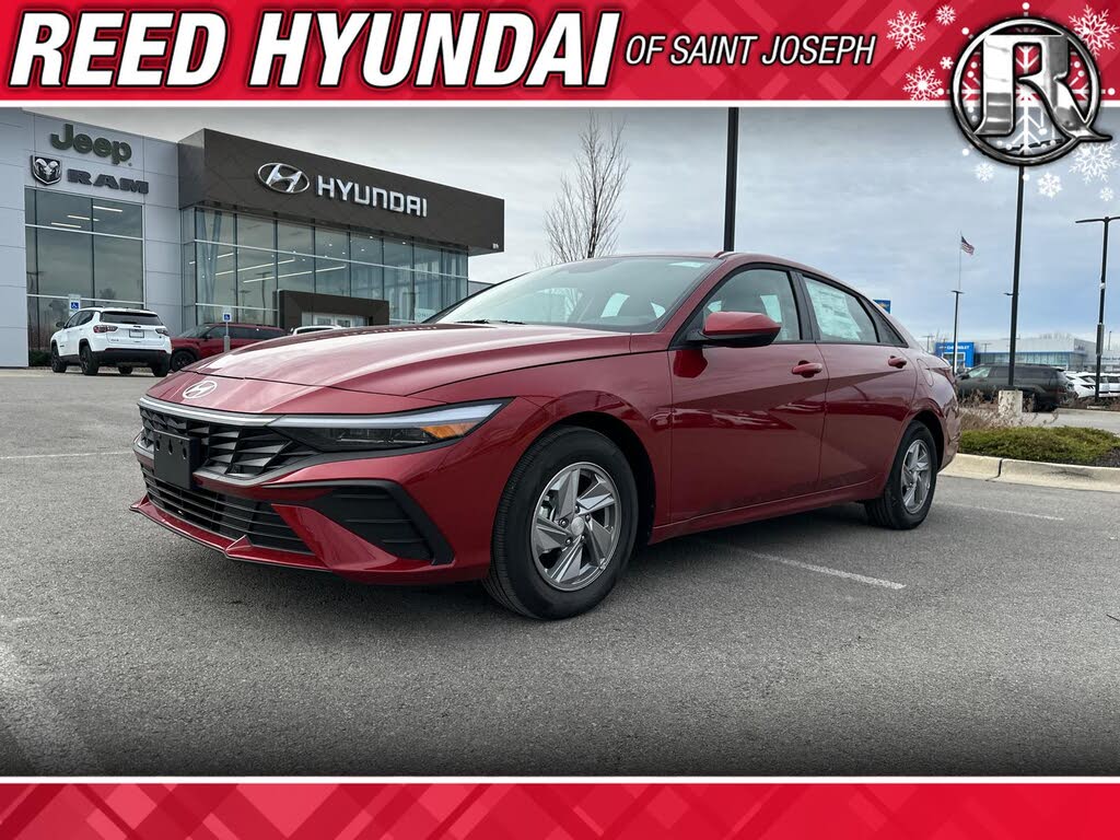 2025 Hyundai Elantra SE FWD