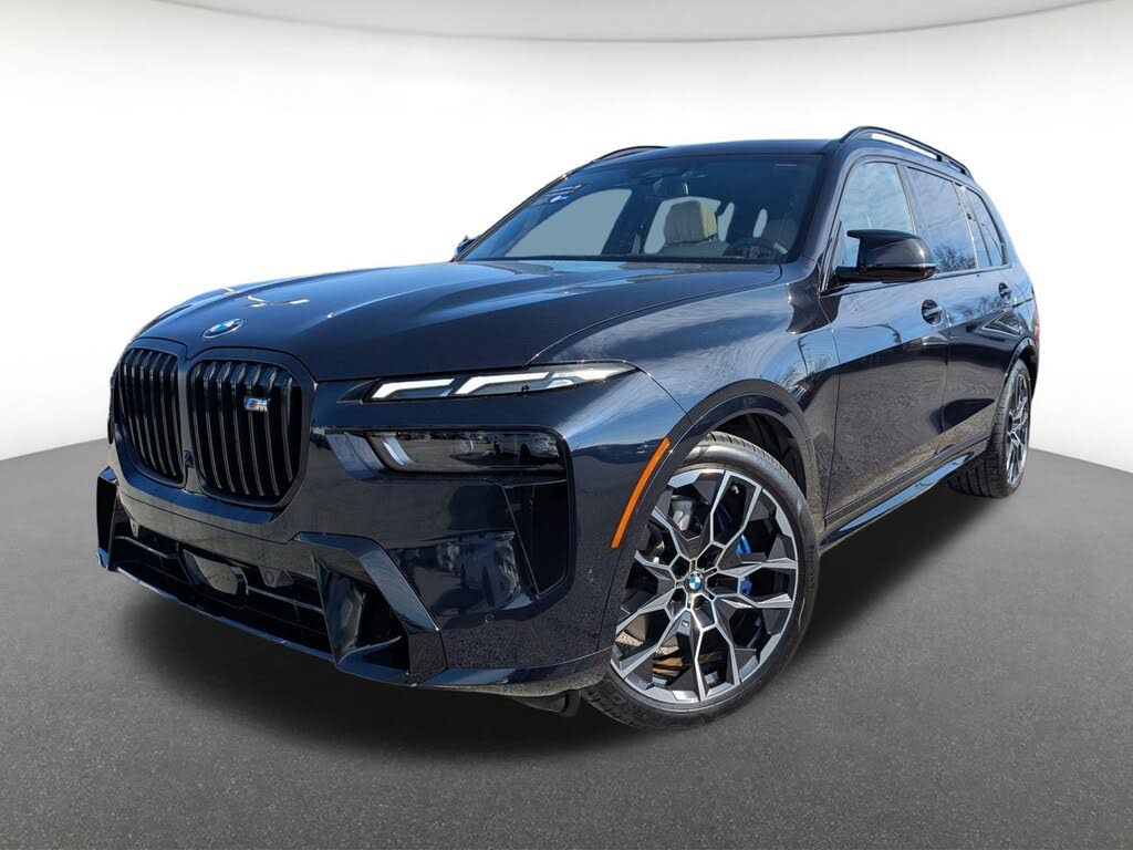 2026 BMW X7 M60i AWD