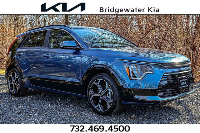 2025 Kia Niro SX Touring FWD