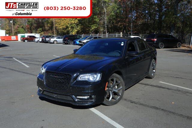 2023 Chrysler 300 S V8 RWD