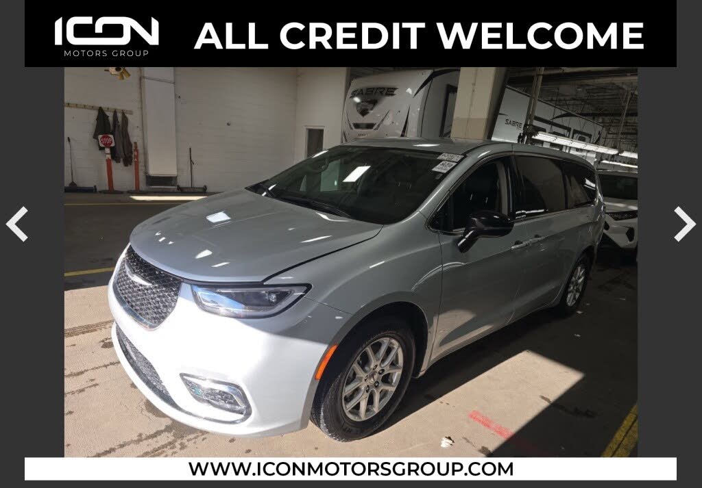 2024 Chrysler Pacifica Touring L FWD