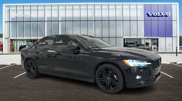 2024 Volvo S60 B5 Plus Black Edition AWD
