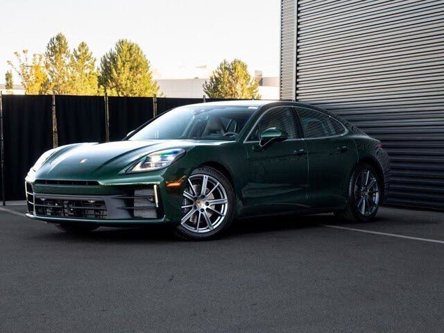 2025 Porsche Panamera RWD