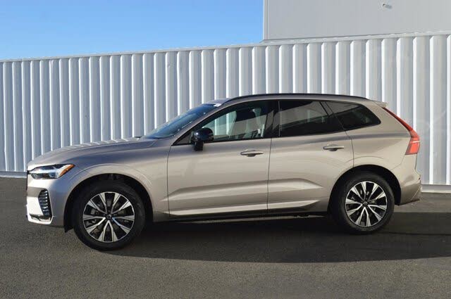 2025 Volvo XC60 B5 Core Dark Theme AWD