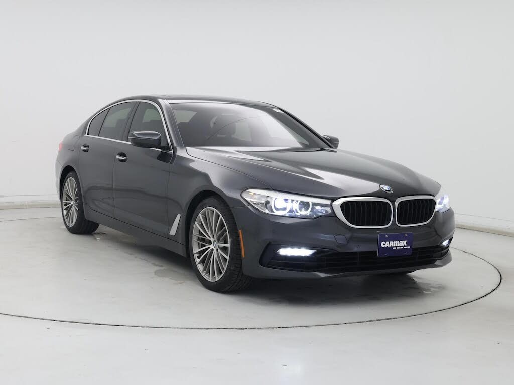 2017 BMW 5 Series 530i Sedan RWD
