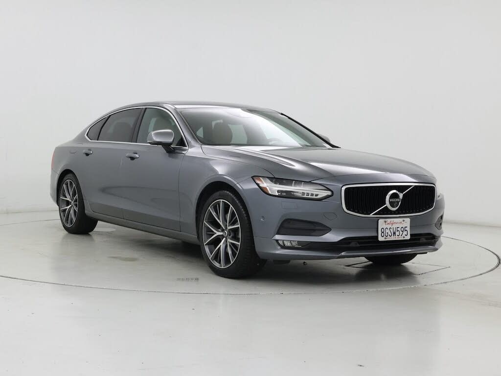 2018 Volvo S90 T5 Momentum AWD
