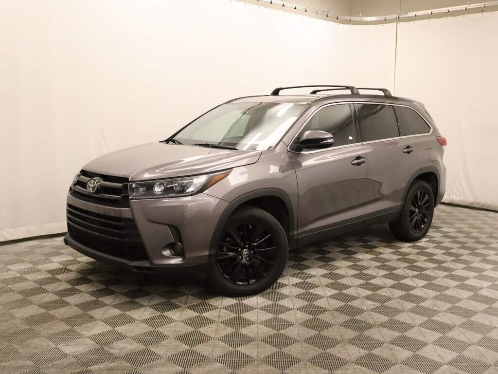 2019 Toyota Highlander SE FWD