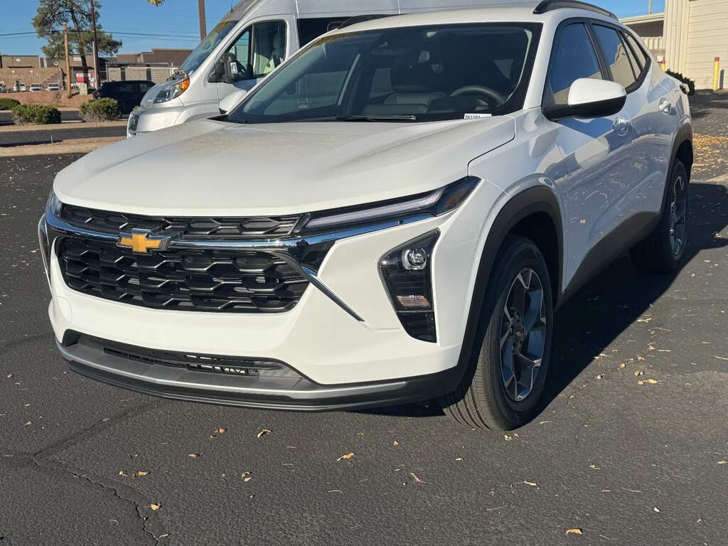2026 Chevrolet Trax LT FWD