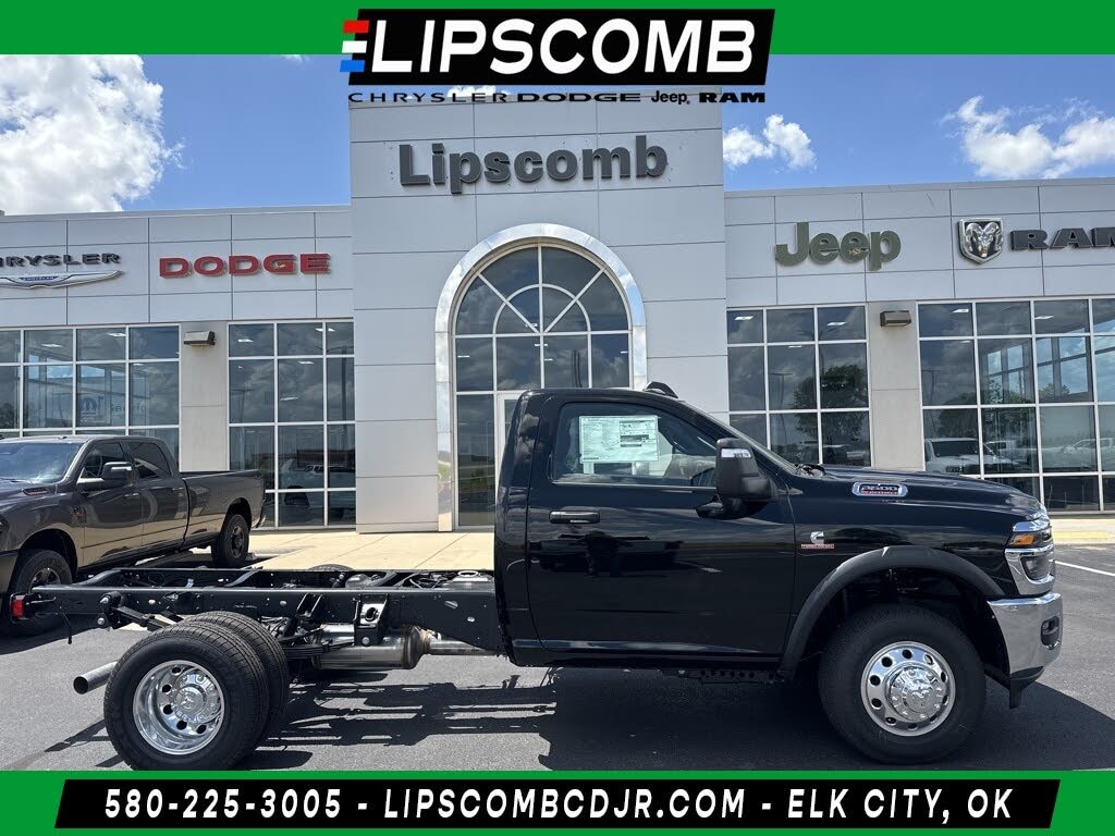 2025 RAM 3500 Chassis Tradesman Regular Cab DRW RWD