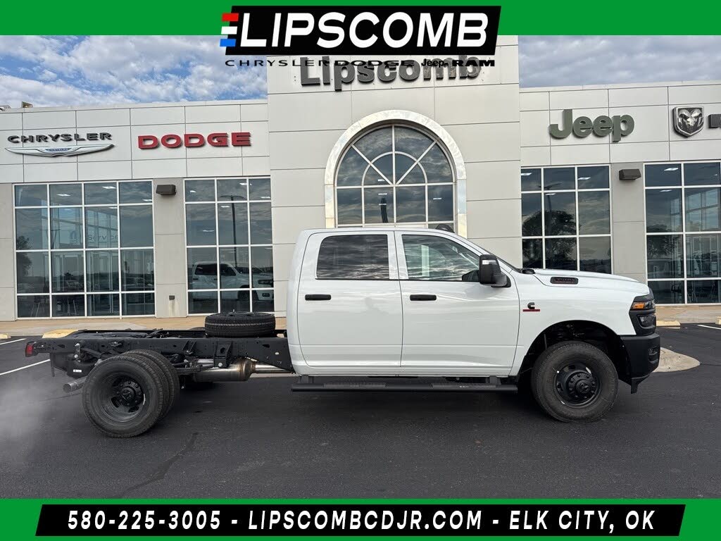 2026 RAM 3500 Chassis Tradesman Crew Cab LB DRW 4WD