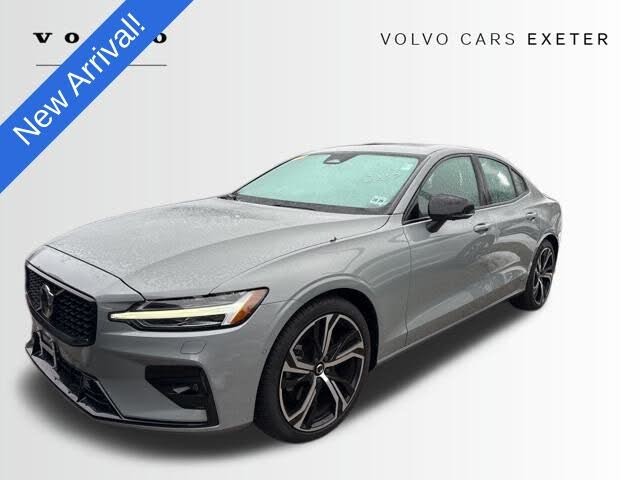 2024 Volvo S60 B5 Plus Dark Theme AWD