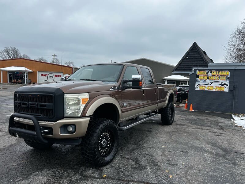 2011 Ford F-250 Super Duty Lariat Crew Cab LB 4WD