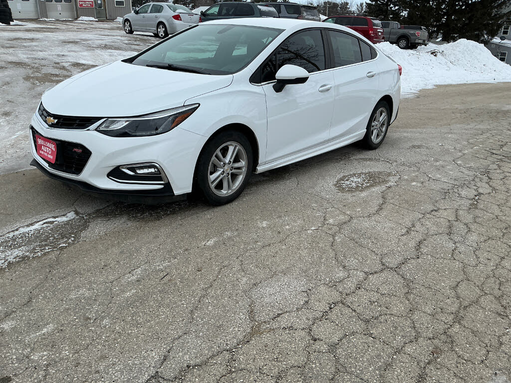 2016 Chevrolet Cruze LT Sedan FWD