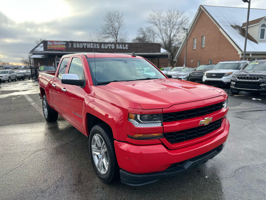 2017 Chevrolet Silverado 1500 Custom Double Cab RWD