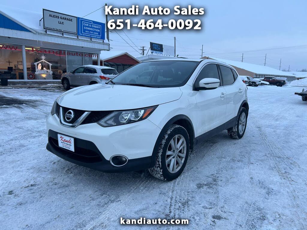 2018 Nissan Rogue Sport SV FWD