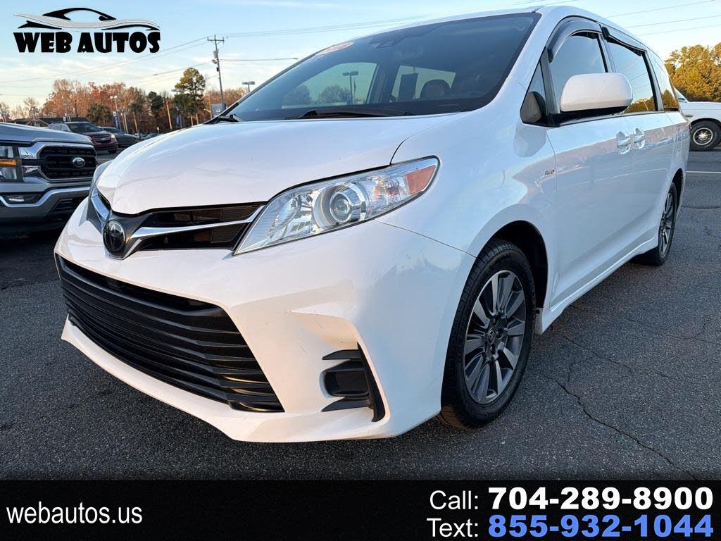 2020 Toyota Sienna LE 7-Passenger AWD