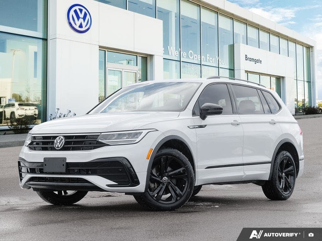 2023 Volkswagen Tiguan Comfortline R-Line Black 4Motion