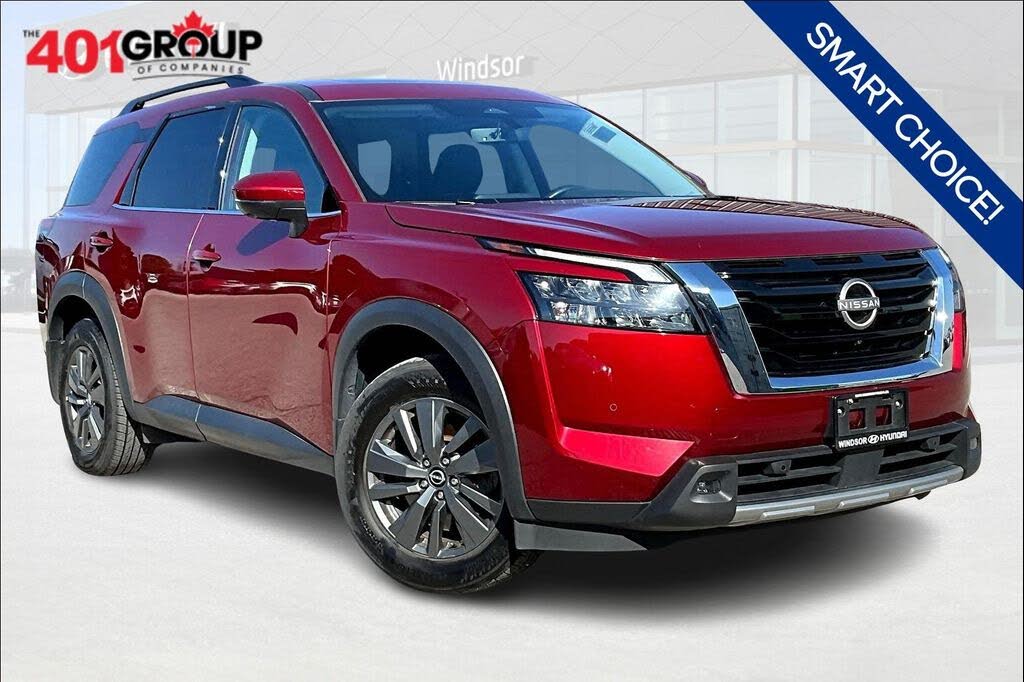 2024 Nissan Pathfinder SV 4WD
