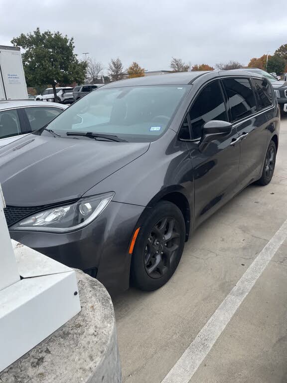 2020 Chrysler Pacifica Touring FWD