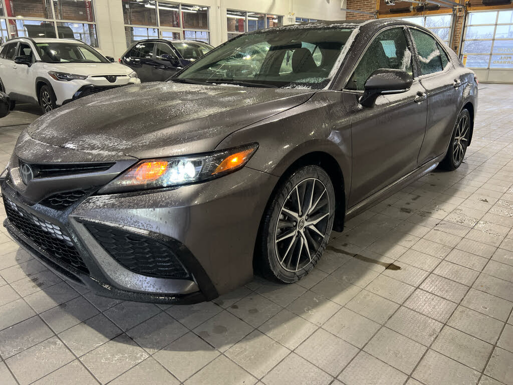 2023 Toyota Camry SE FWD