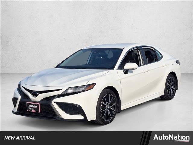 2022 Toyota Camry SE FWD