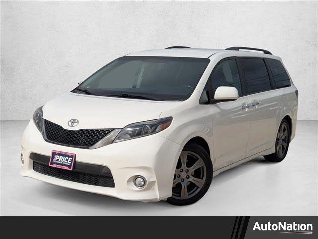 2017 Toyota Sienna SE 8-Passenger FWD