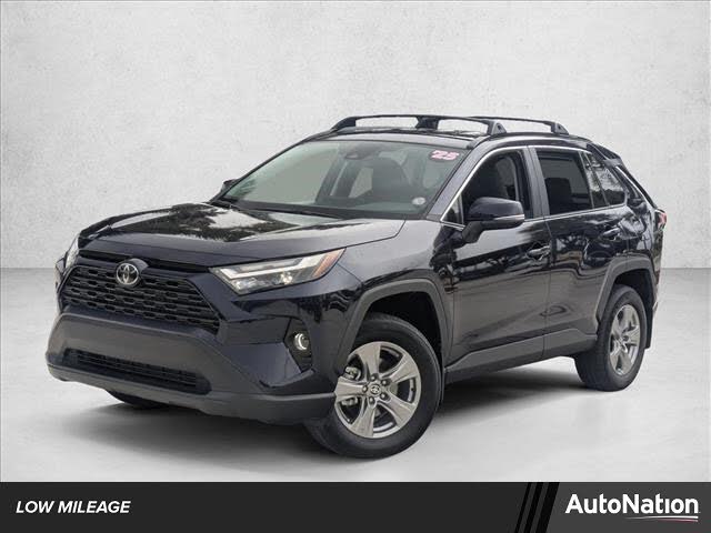 2025 Toyota RAV4 XLE FWD