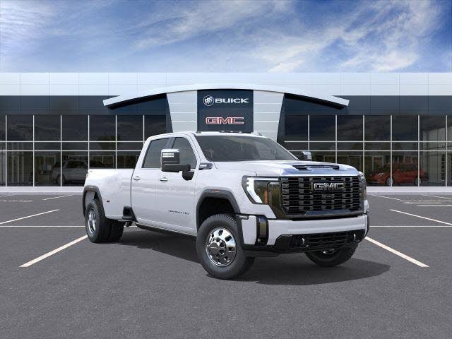 2026 GMC Sierra 3500HD Denali Ultimate Crew Cab 4WD