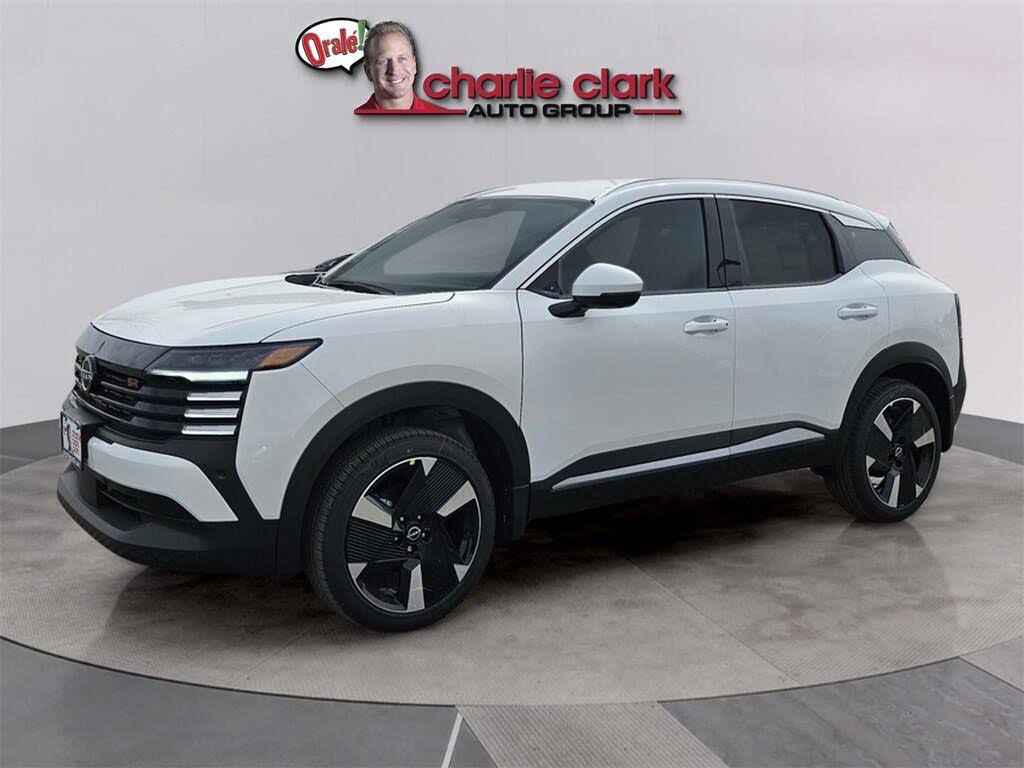 2025 Nissan Kicks SR FWD