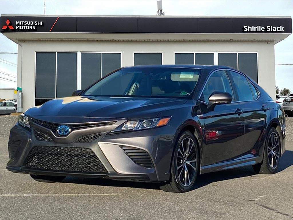 2018 Toyota Camry Hybrid SE FWD