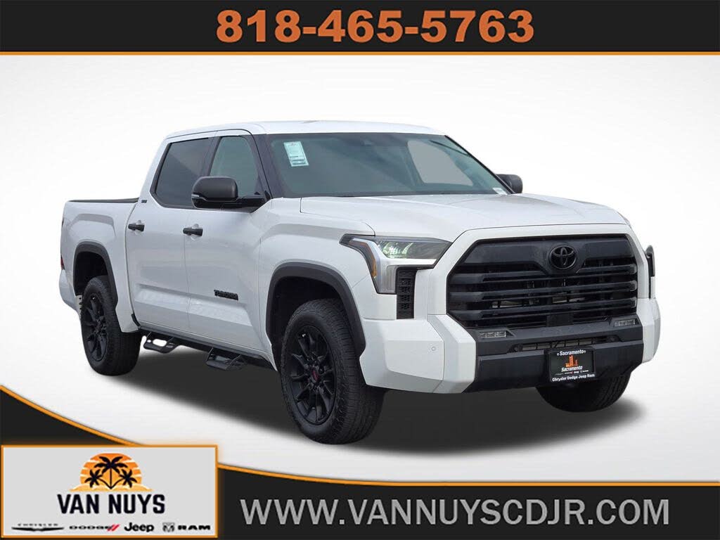 2022 Toyota Tundra SR5 CrewMax Cab 4WD