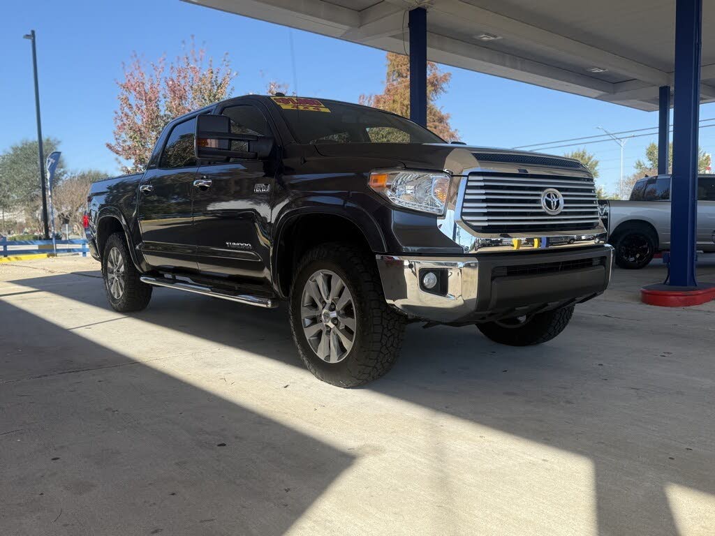 2017 Toyota Tundra Limited CrewMax 5.7L FFV 4WD