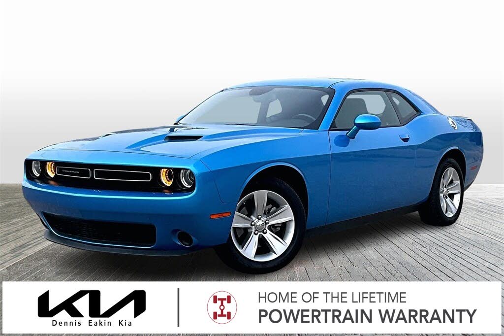 2023 Dodge Challenger SXT RWD