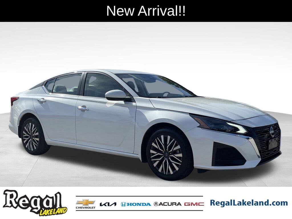 2024 Nissan Altima 2.5 SV AWD