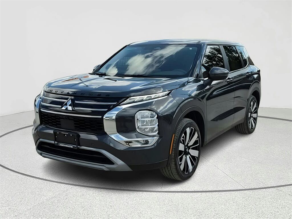 2025 Mitsubishi Outlander SE FWD