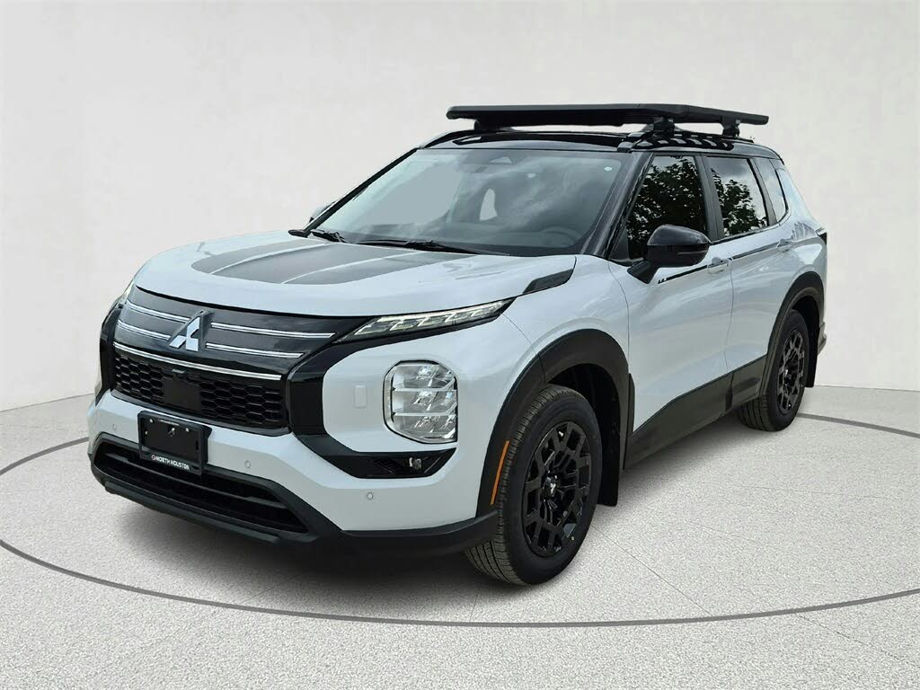 2025 Mitsubishi Outlander SE FWD