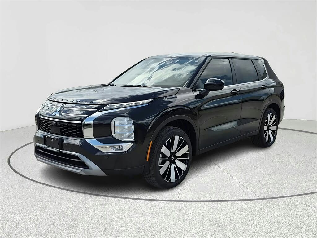 2025 Mitsubishi Outlander SE FWD