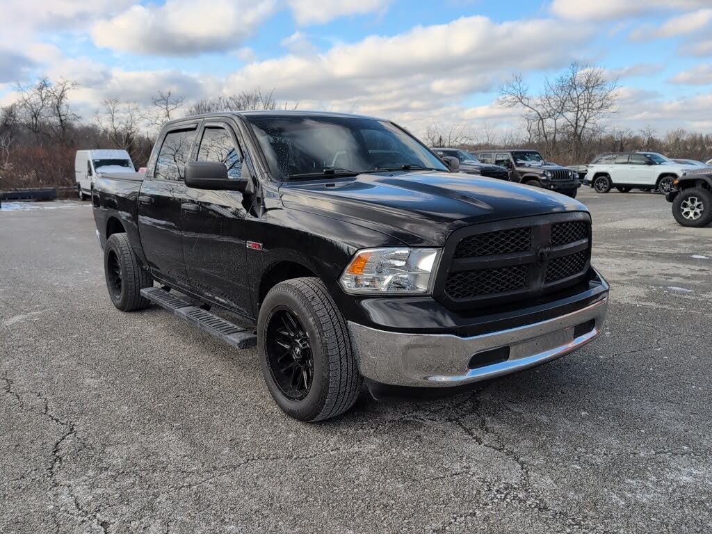 2019 RAM 1500 Classic Tradesman Crew Cab 4WD