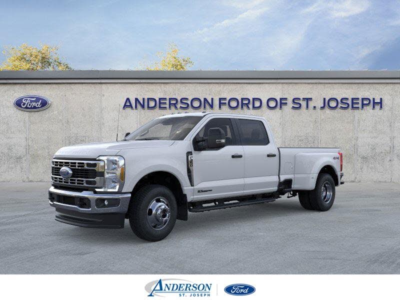 2026 Ford F-350 Super Duty XLT Crew Cab LB DRW 4WD