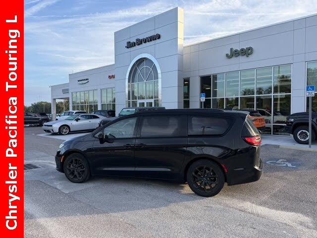 2023 Chrysler Pacifica Touring L FWD