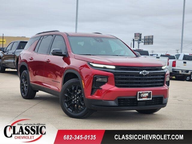 2025 Chevrolet Traverse LT FWD