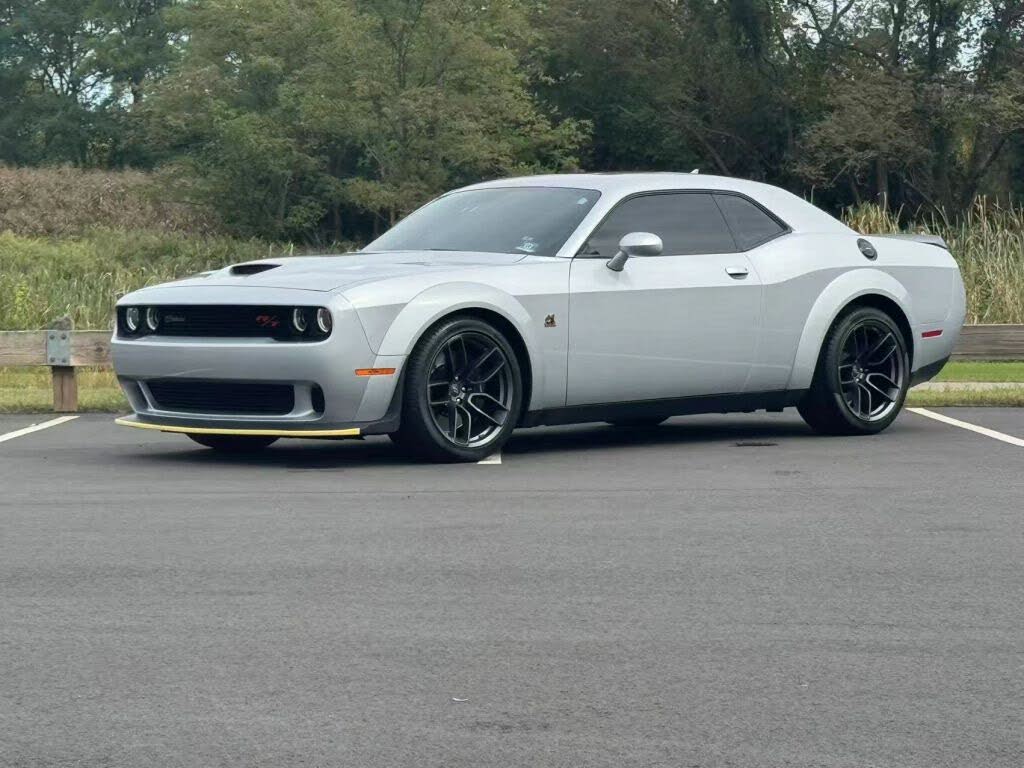2019 Dodge Challenger R/T Scat Pack Widebody RWD