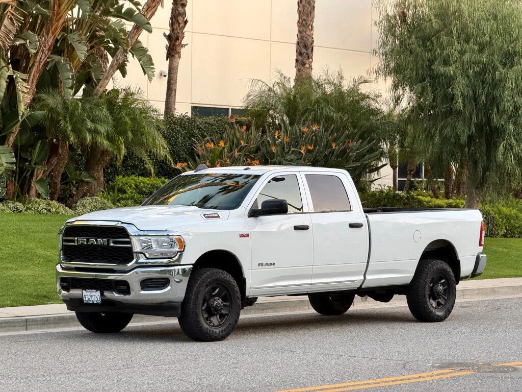 2022 RAM 2500 Tradesman Crew Cab LB 4WD