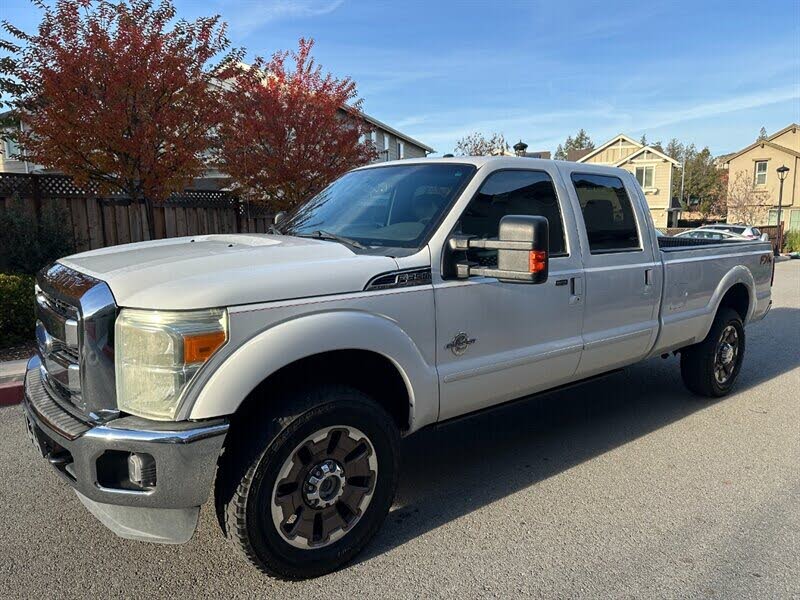 2015 Ford F-350 Super Duty Lariat Crew Cab LB 4WD